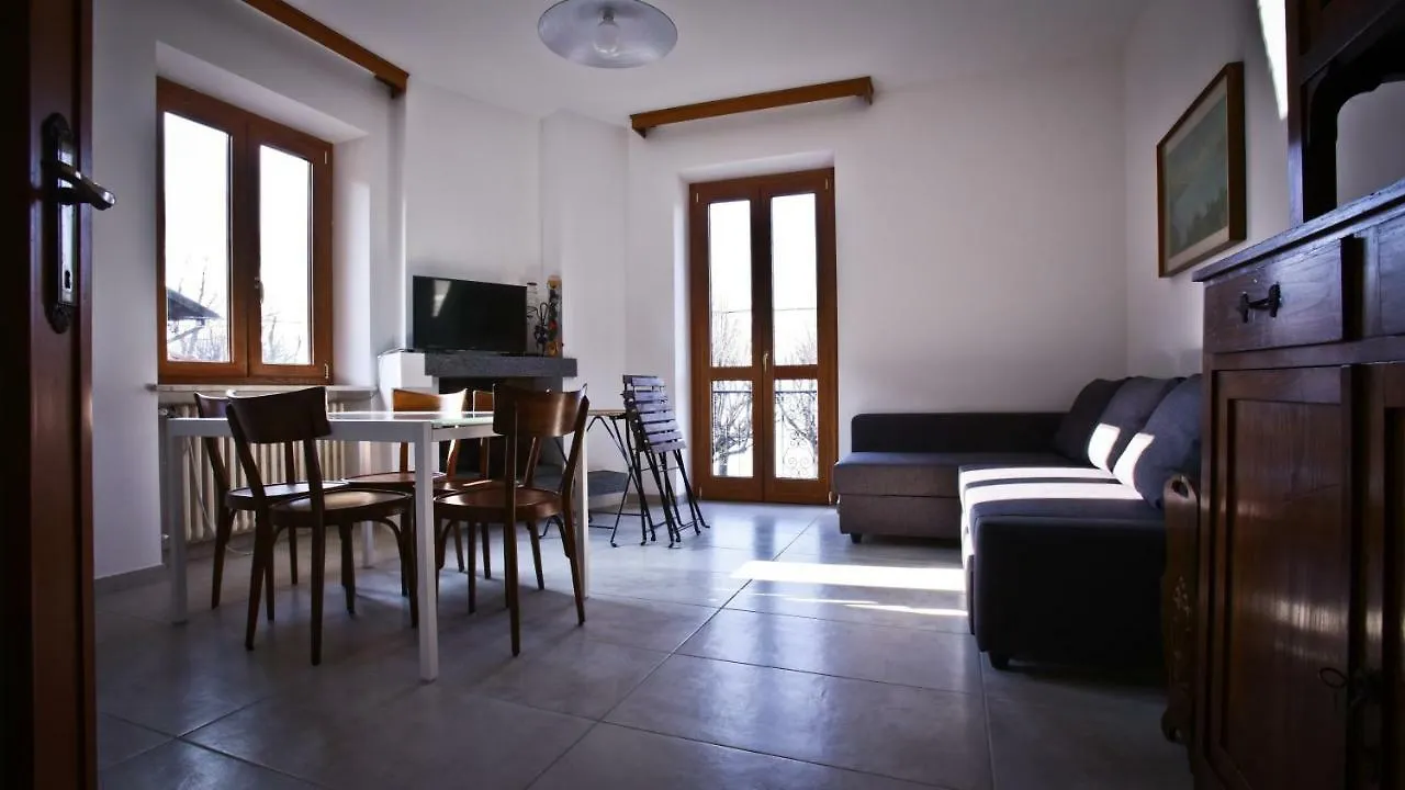 Holiday home Casa Della Vittoria Villa Maccagno Italy