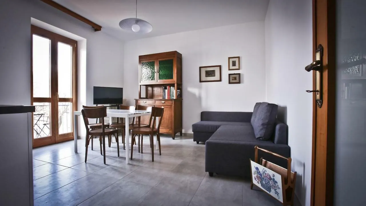 Casa Della Vittoria Villa Maccagno 0*,