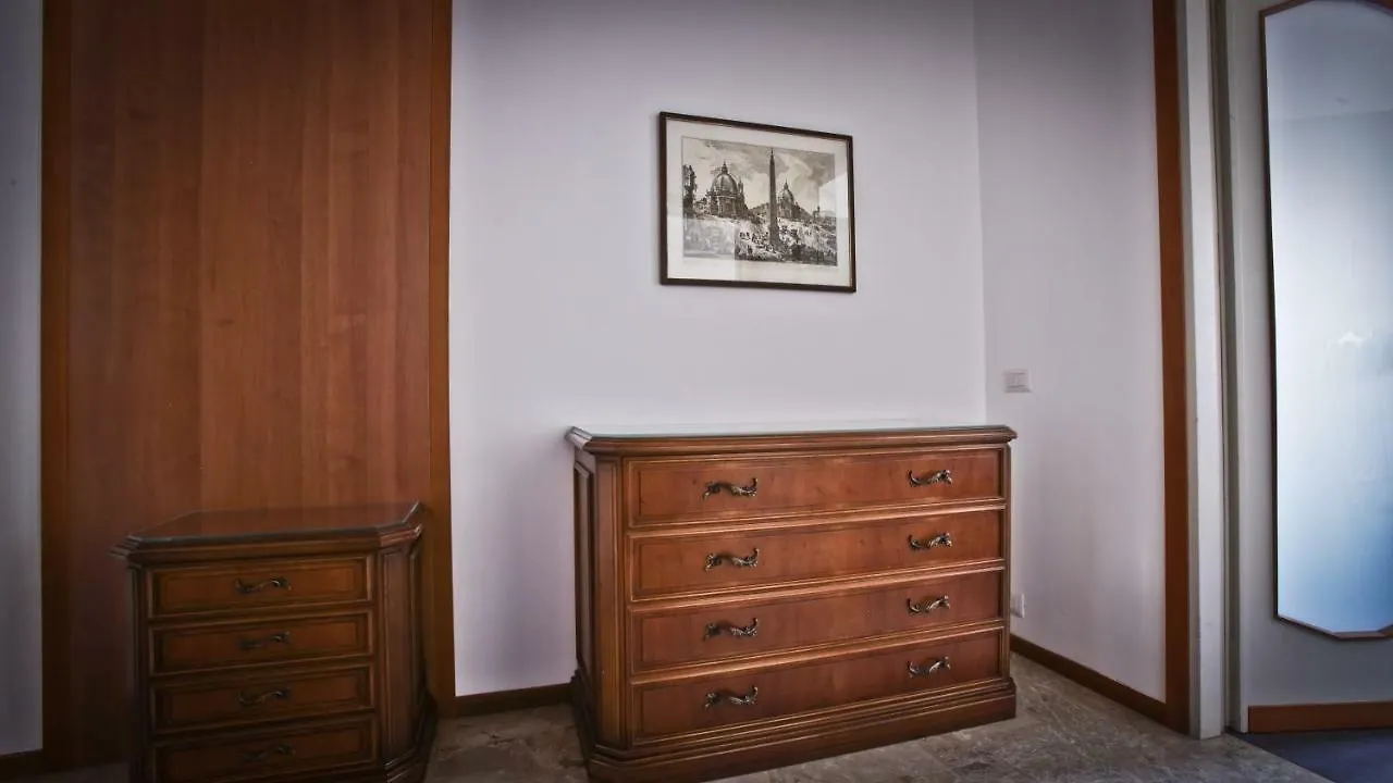 Casa Della Vittoria Villa Maccagno Italy
