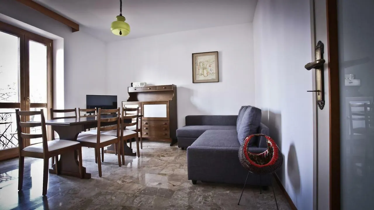 Casa Della Vittoria Villa Maccagno 0*,  Italy